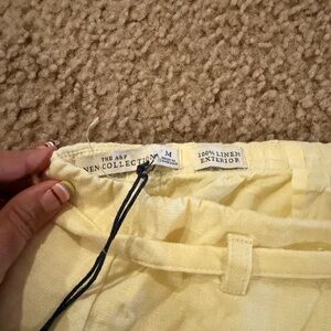 A&F Linen Yellow Shorts